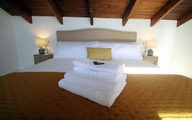 Apartaross